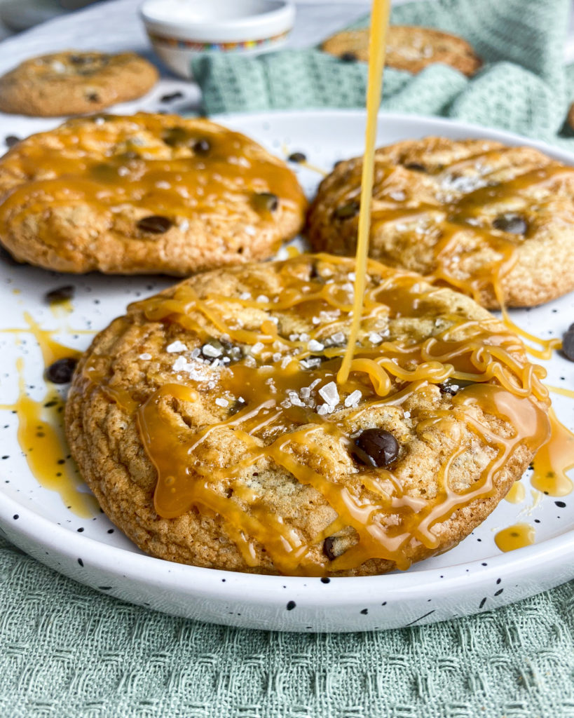 sea salt cookies with salted caramel