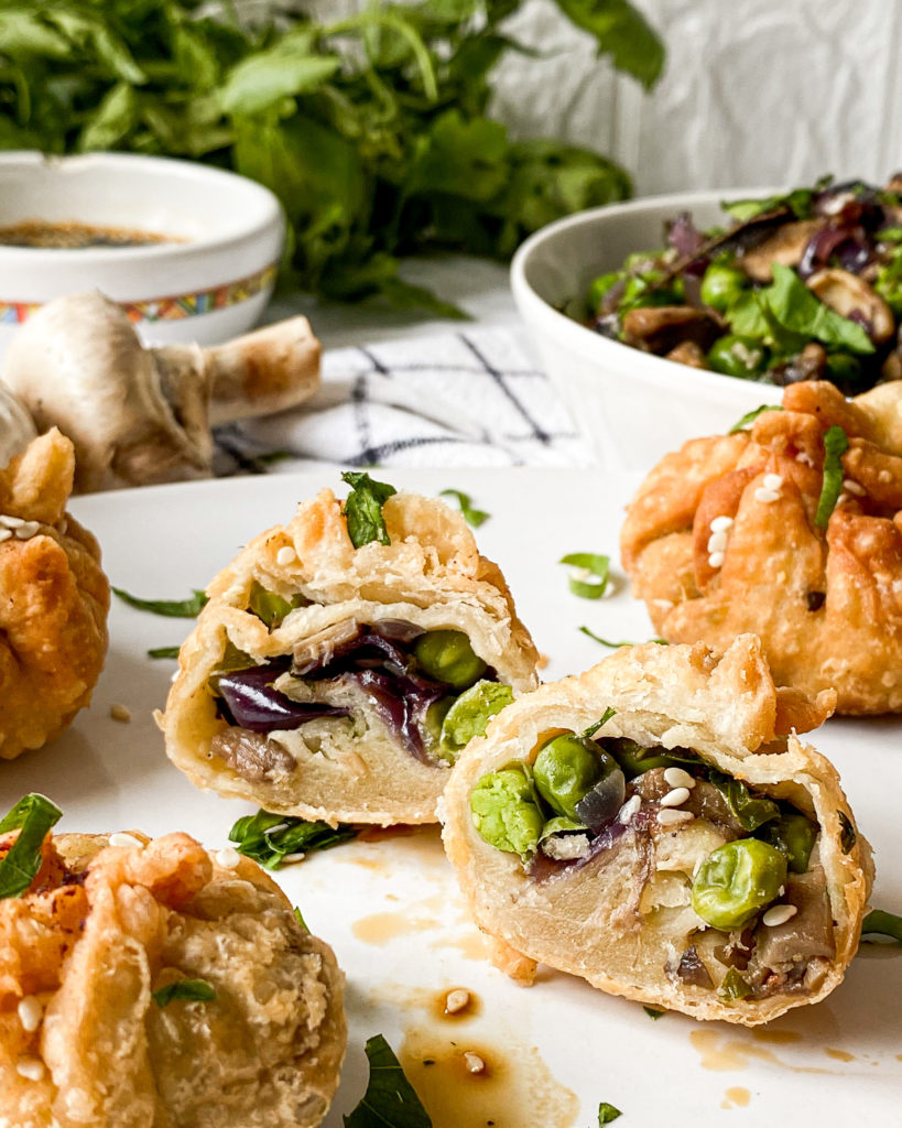 Spicy Mushroom Puffs 