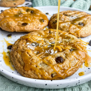 sea salt cookies with salted caramel