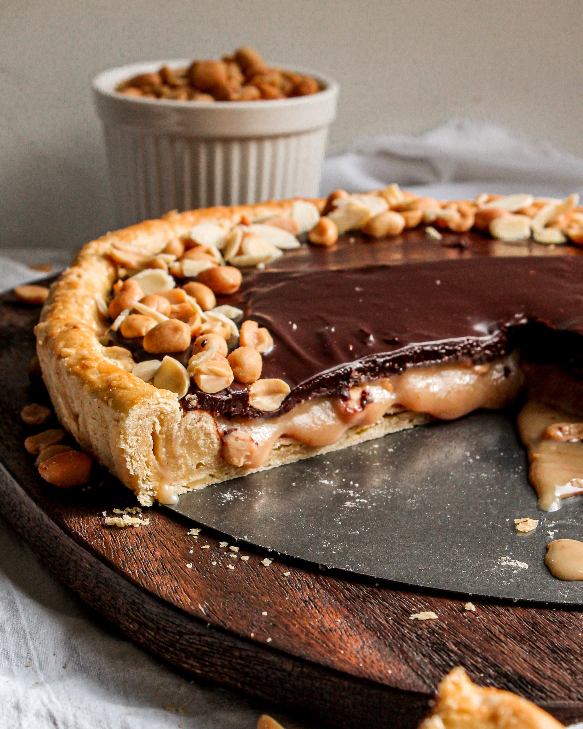Snickers Tart With Salted Peanuts
