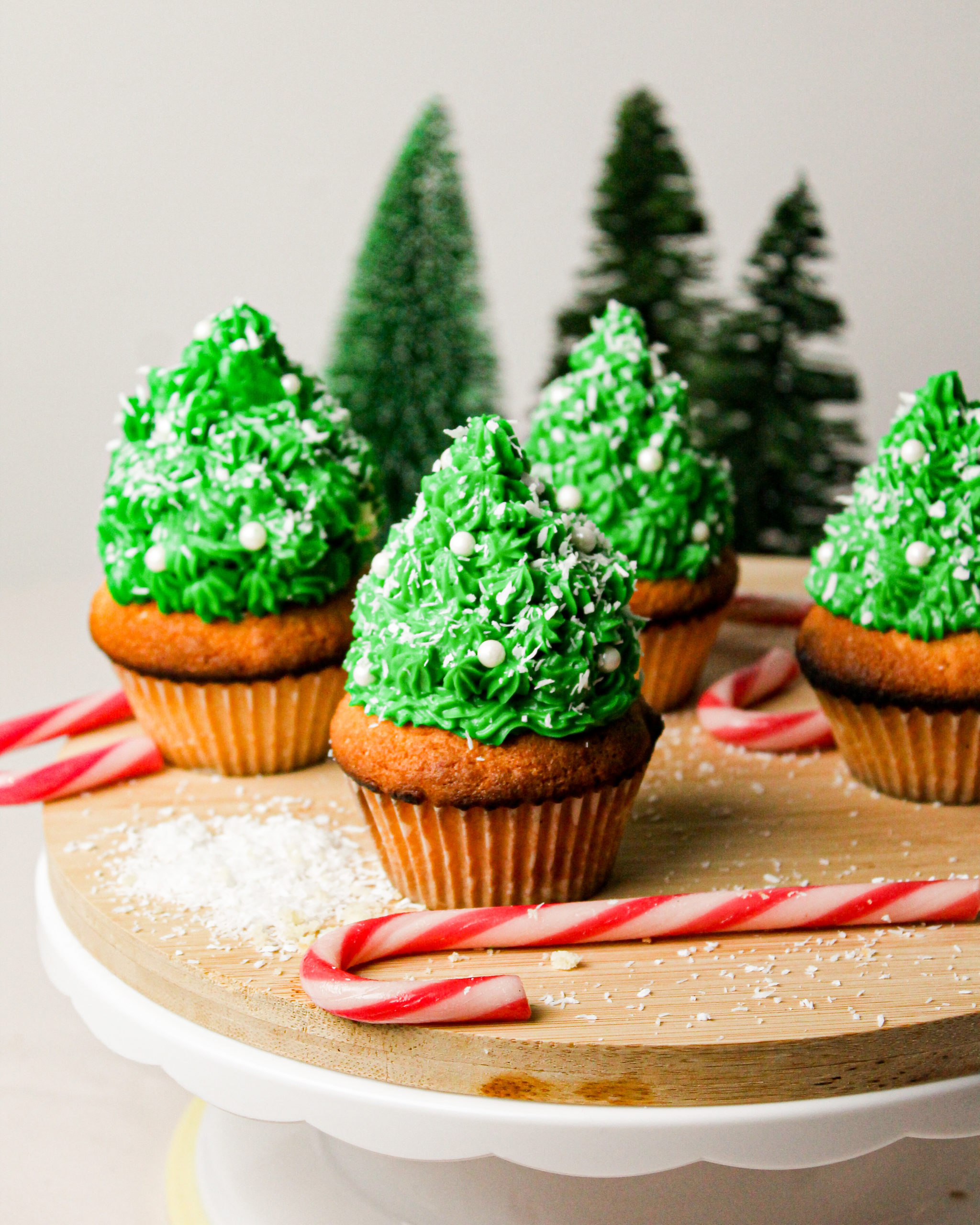 Moist vanilla cupcakes Christmas trees